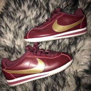 Nike Cortez.. Like New🔥